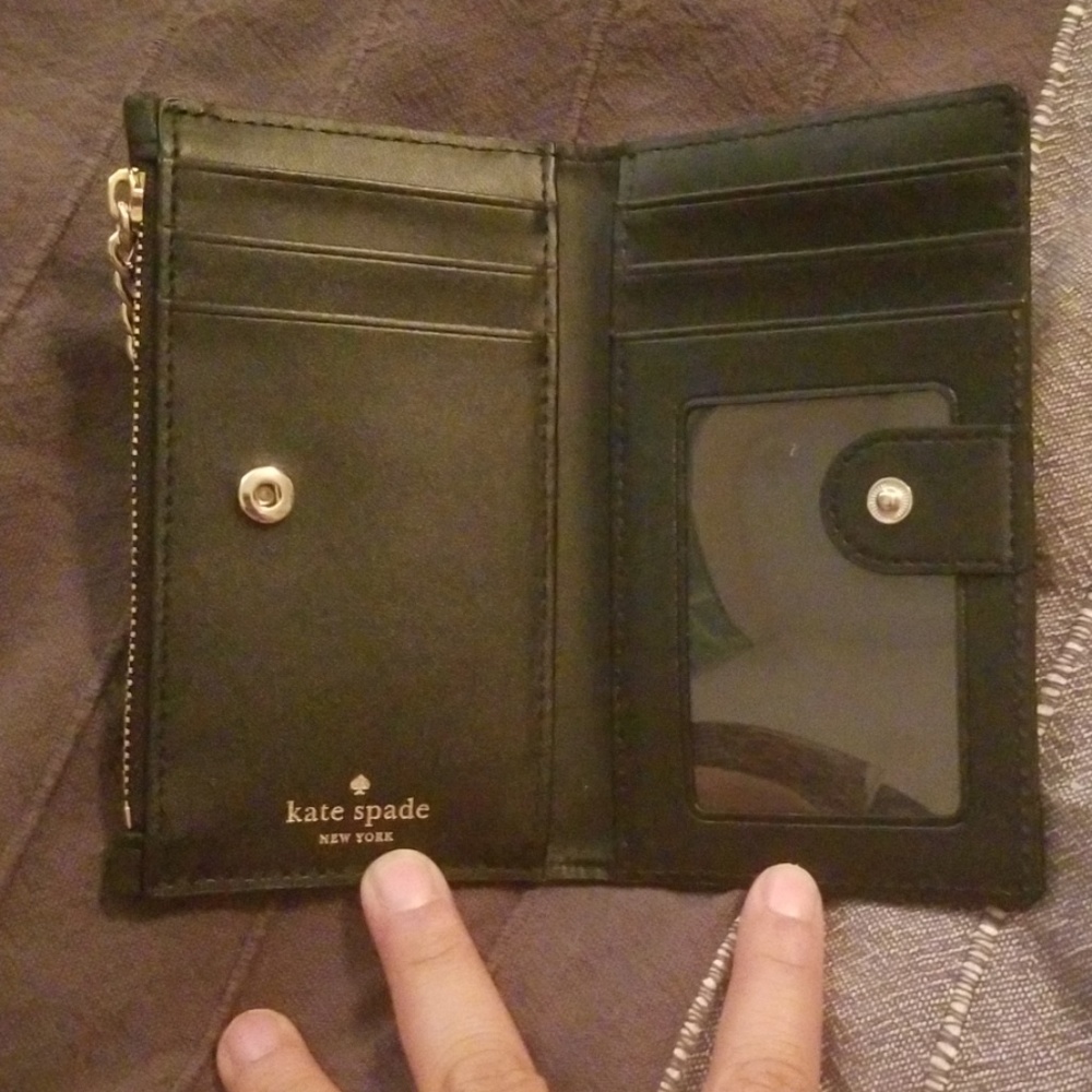 Kate Spade Wallet - Picture 2 of 3